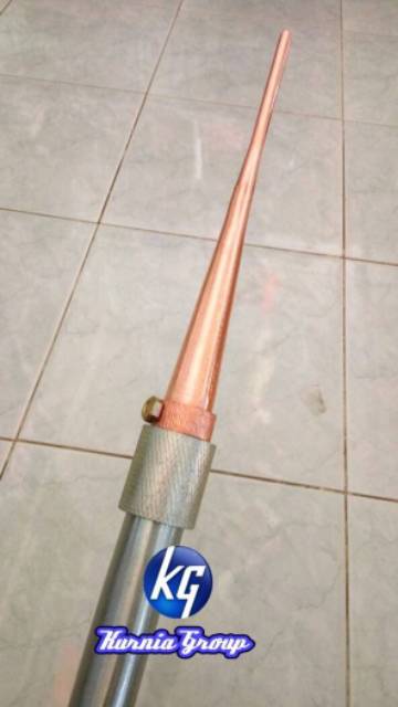 PENANGKAL PETIR MODEL TOMBAK LURUS + PIPA BESI 50CM SHOK DRAT 3/4 SATU SET TIANG ANTI PETIR SPLITZEN