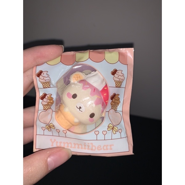 [Ready] YUMMIIBEAR MINI ICE CREAM SQUISHY