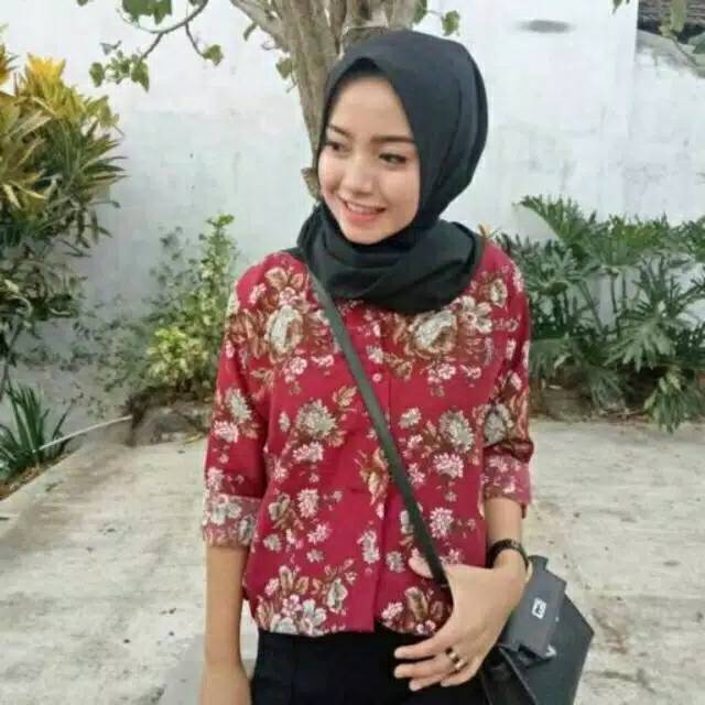 Sakura blouse (kemeja monalisa)