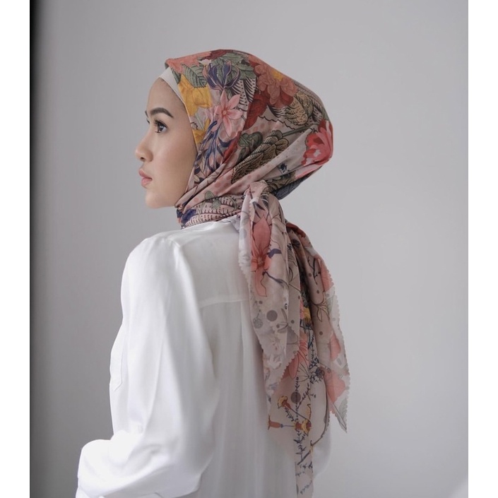 Gonegani Blossom Scarf