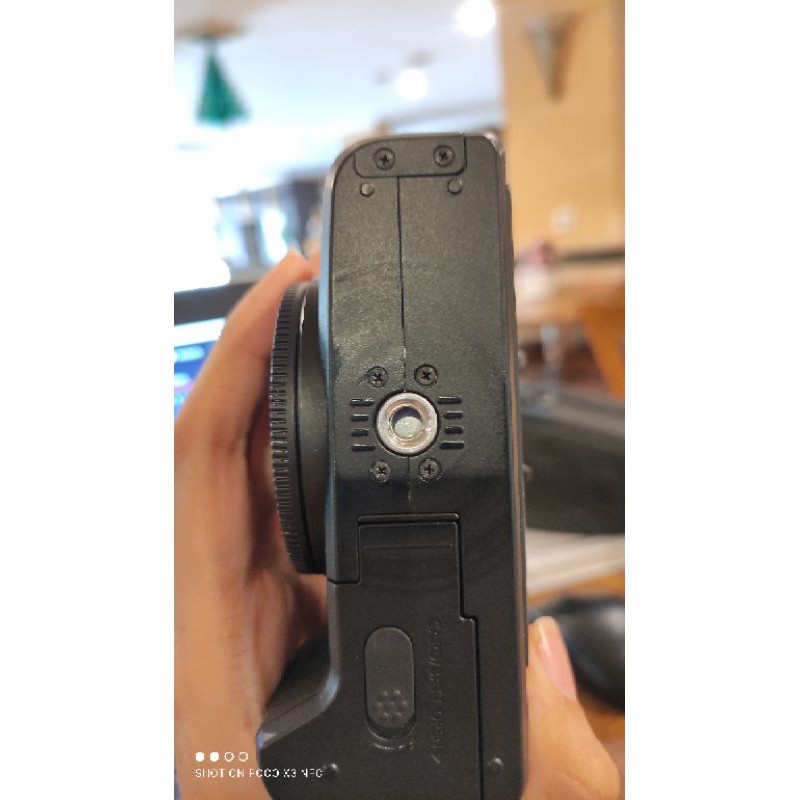 KAMERA CANON M50 BEKAS