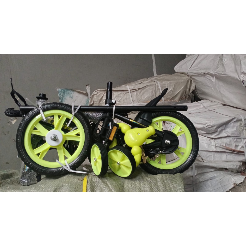 SEPEDA ANAK LAKI LAKI 12 inch BMX CENTRUM CT8805 SETIR EVA/BAN MATI