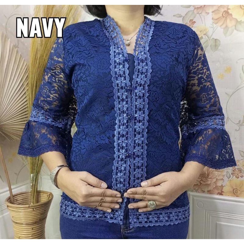 Blus Renda