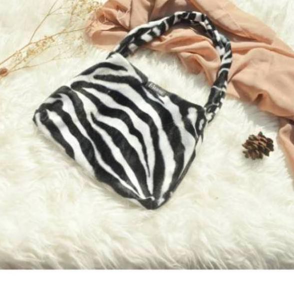 

WWM Mini Zebra Bag ✻ ★★★★★