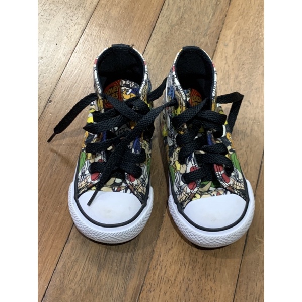 Preloved Converse / Looney Tunes Toddler Shoes