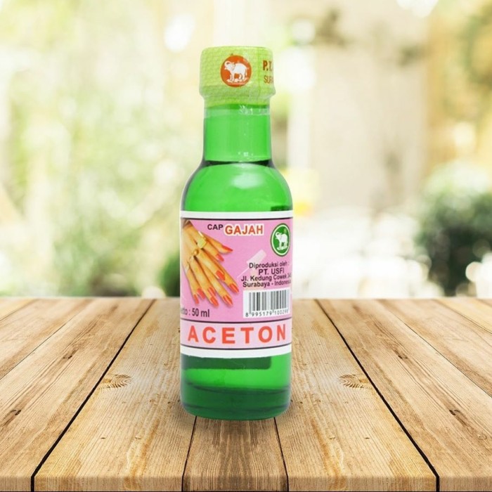 

Penghapus Kuteks Aceton Cap Gajah 50 ml