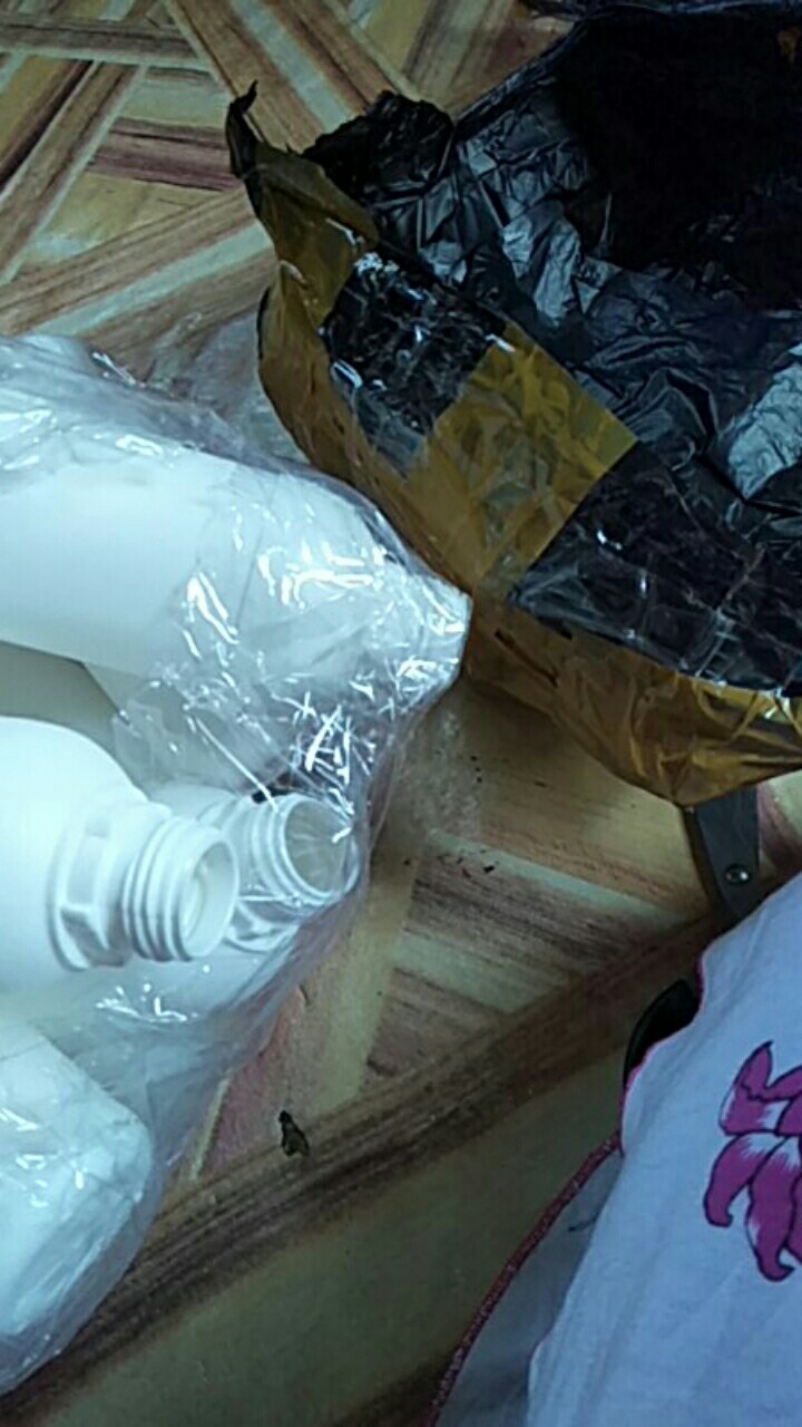 Botol Plastik Pupuk M-250 Ml Putih Susu Natural