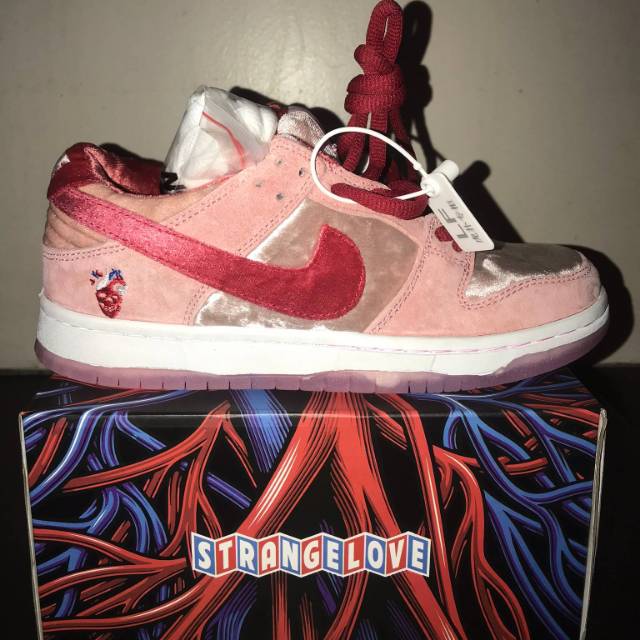 Nike sb dunk strangelove
