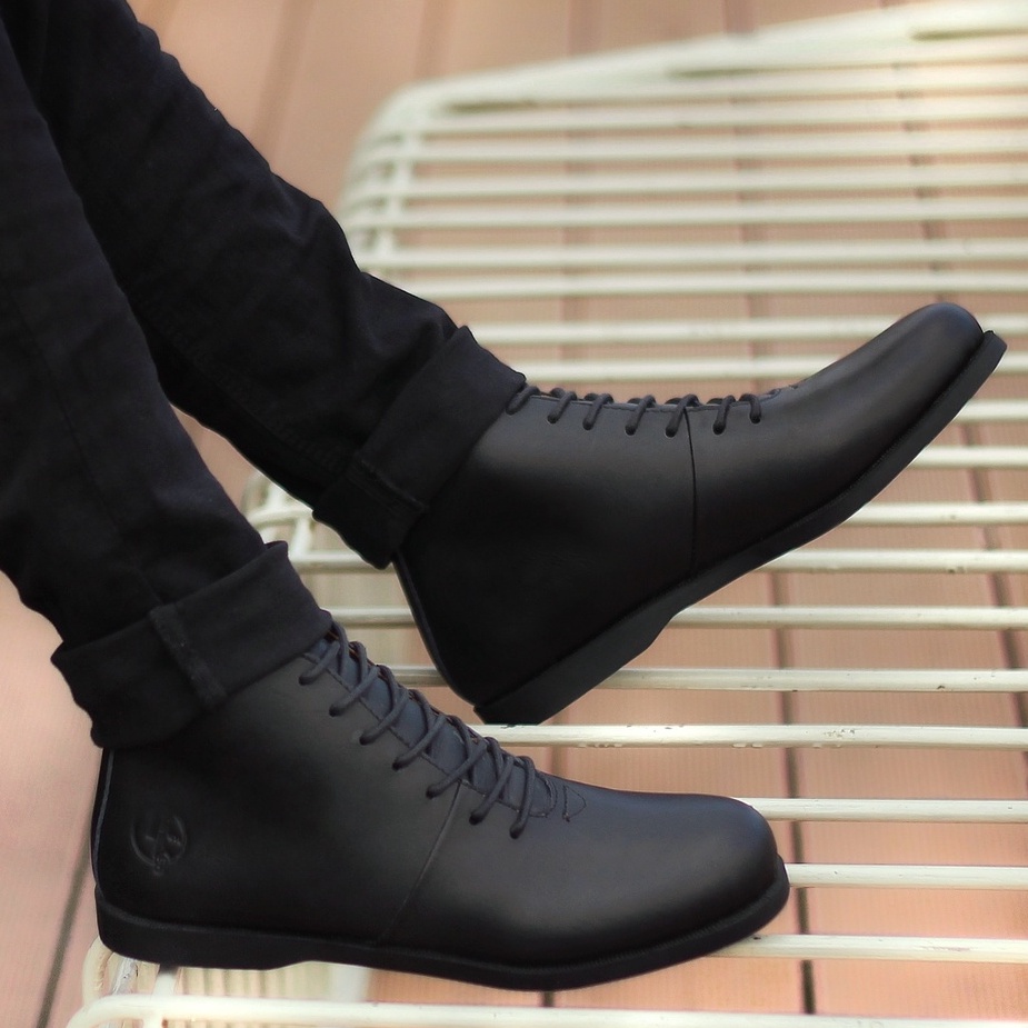 STREAM BLACK (KULIT ASLI) |ManNeedMe x Reyl| Sepatu Boots Pria Formal ORIGINAL