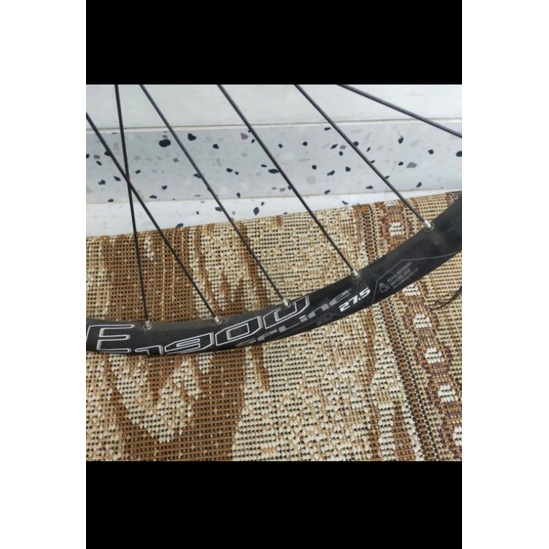 WHEELSET DT SWISS E1900 SPLINE 27.5 hanya Belakang