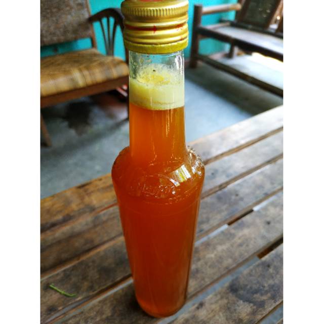 

Madu Murni Hasil peras sendiri