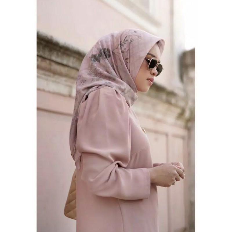 Buttonscarves Sofya Kofte (Warehouse/As Is)