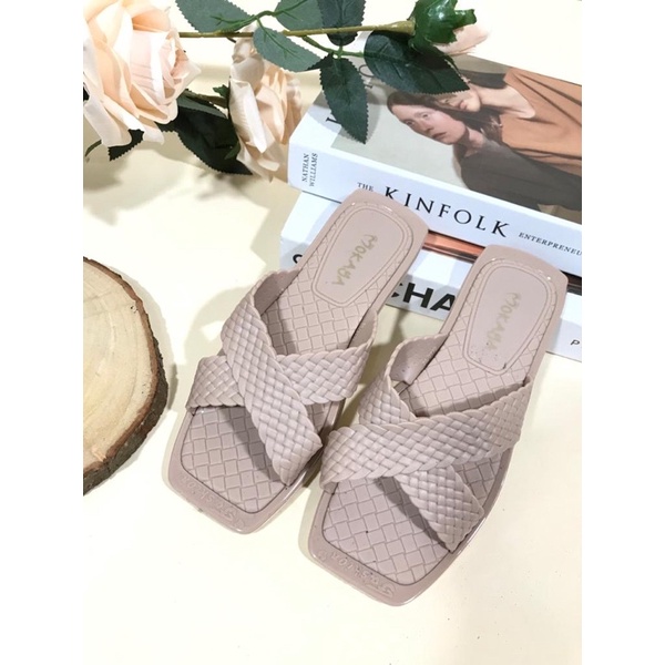 Sandal Slop Silang Anyaman Import Mokaya 213-68-Mocca