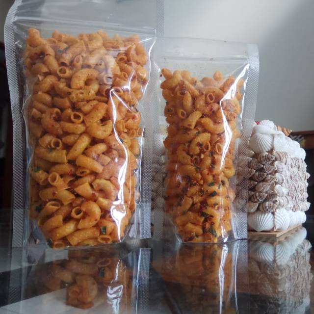 

Makaroni pedas daun jeruk