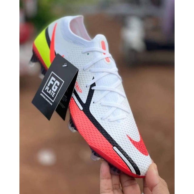 Sepatu Bola Nike Phantom GT II Elite Motivation Pack FG-2