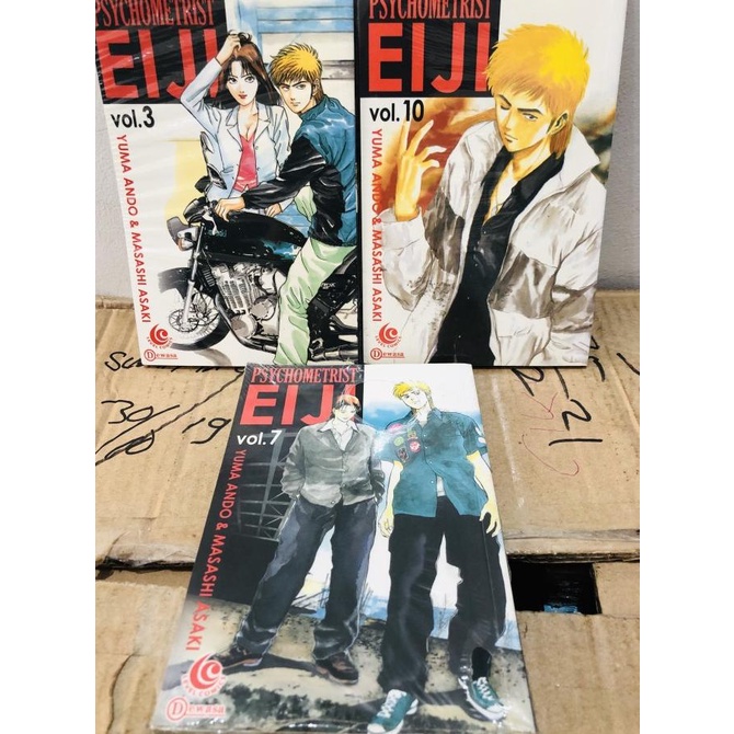 Buku komik psychometrist eiji satuan