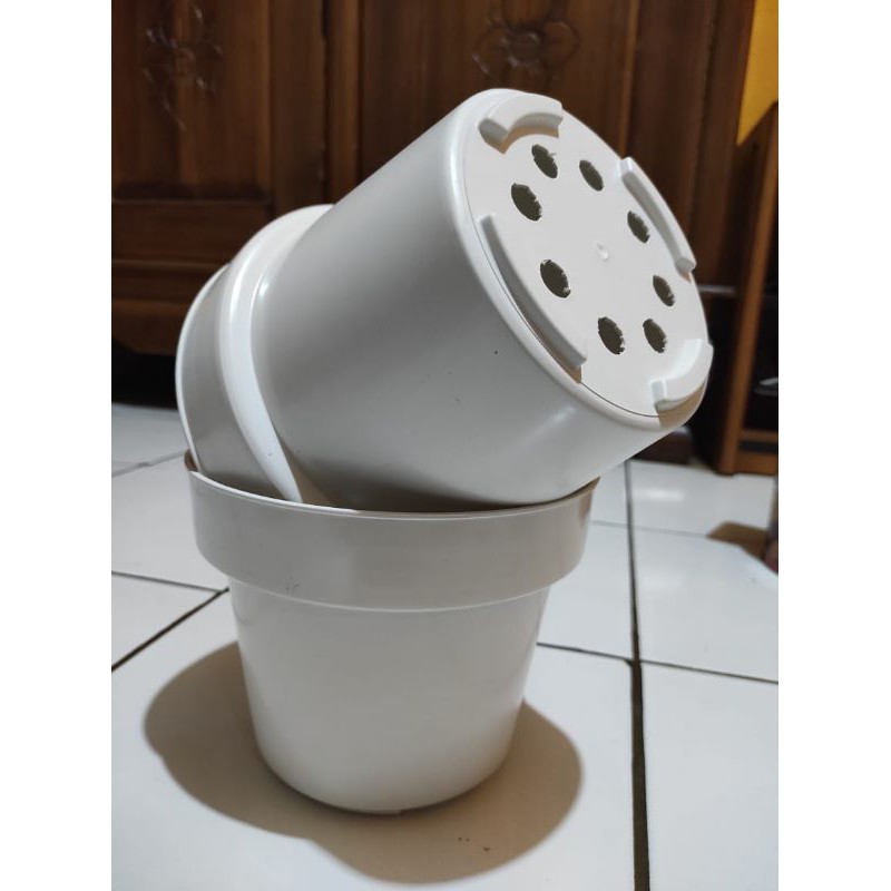 Pot Kembang Plastik
