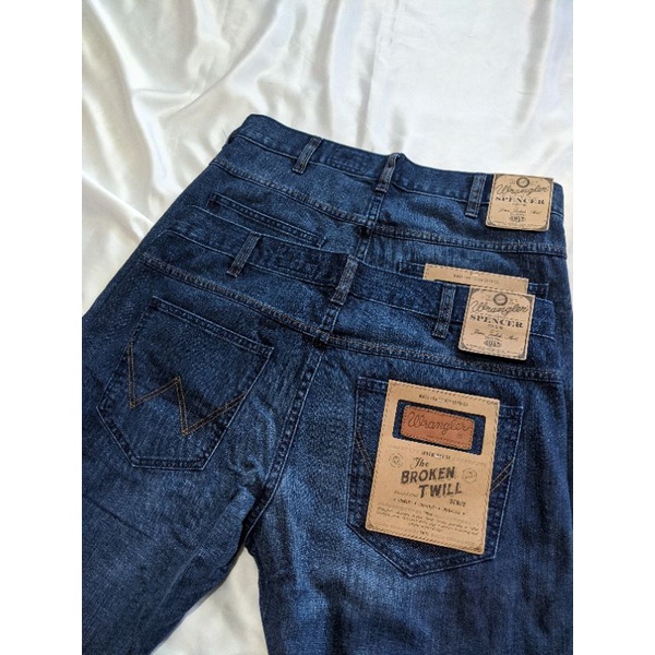 SALE  WRANGLER SPENCER THE SLIM ORIGINAL SIZE 27 28 33