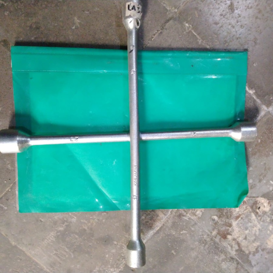 kunci roda palang