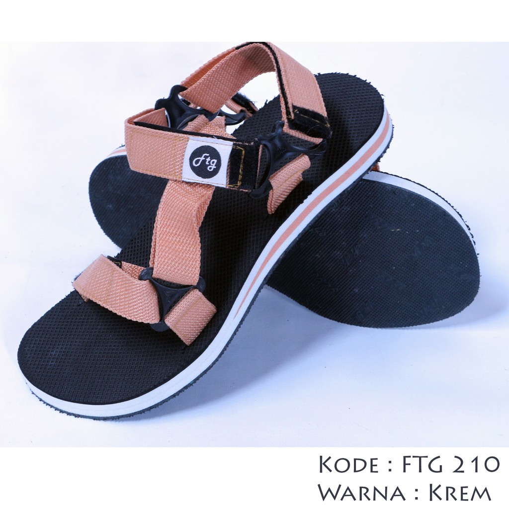 Sandal Footage FTG 210 Gratis Sandal Santai FTG 209 Cream