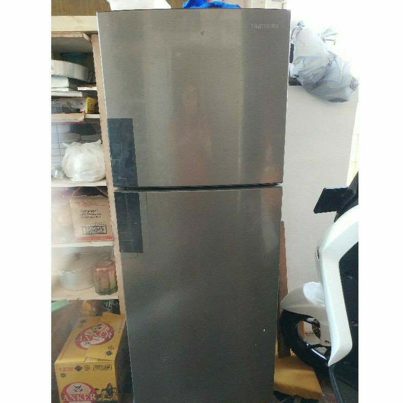 Preloved / second / bekas Kulkas Samsung RT2ASR (bandung only)