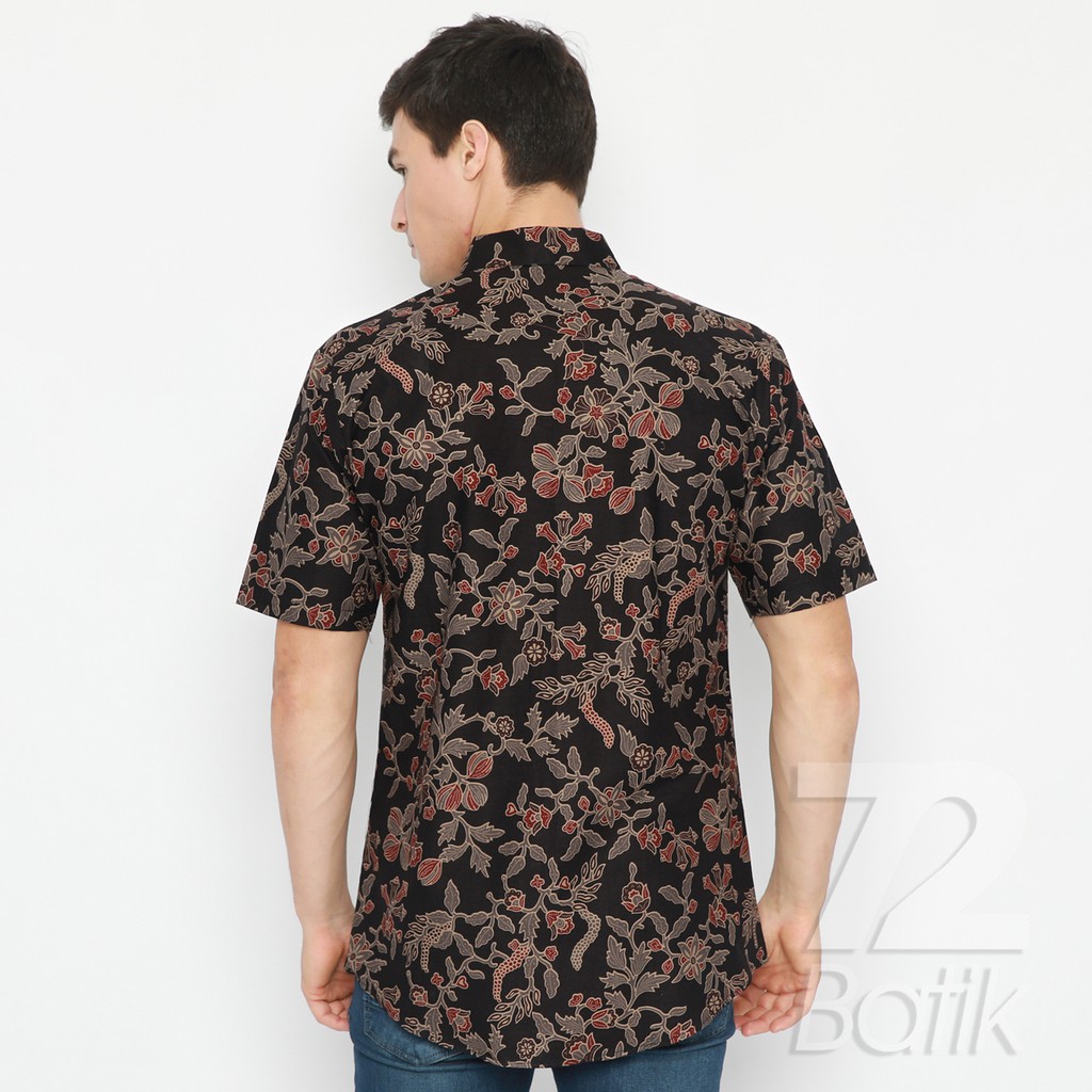 KEMEJA BATIK PRIA Lengan Pendek Slimfit Motif Kembang Warna Hitam Abu Grey Gray 721097 Cap 72 - Baju Kemeja Atasan Pakaian Setelan Batik Pria Cowok Laki Laki Remaja Keluarga Kantor Lengan Pendek Modern Slimfit Slim Fit Premium Kekinian