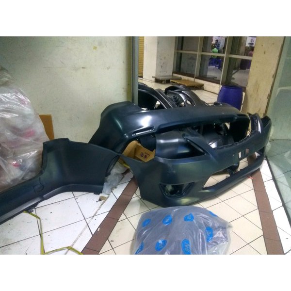 bemper bumper avanza veloz depan baru