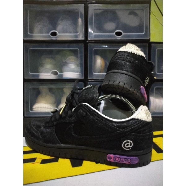 SB DUNK LOW X MEDICOM TOY