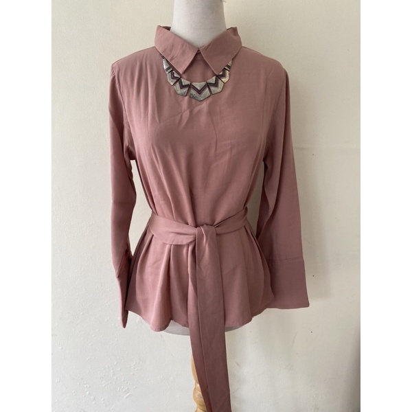 baju kemeja kerja nude