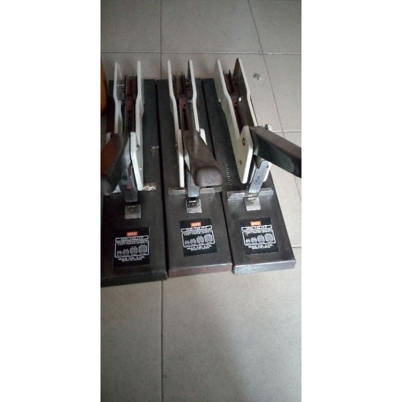 

stapler max jumbo