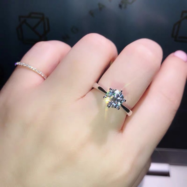 Cincin Lapis Emas Putih 18k Dengan Berlian Imitasi Untuk Wanita