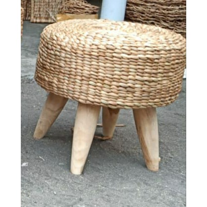 Pesagi Stool