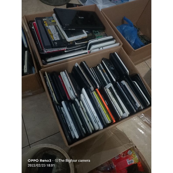 Tablet Gambling kondisi berminus atau rusak.