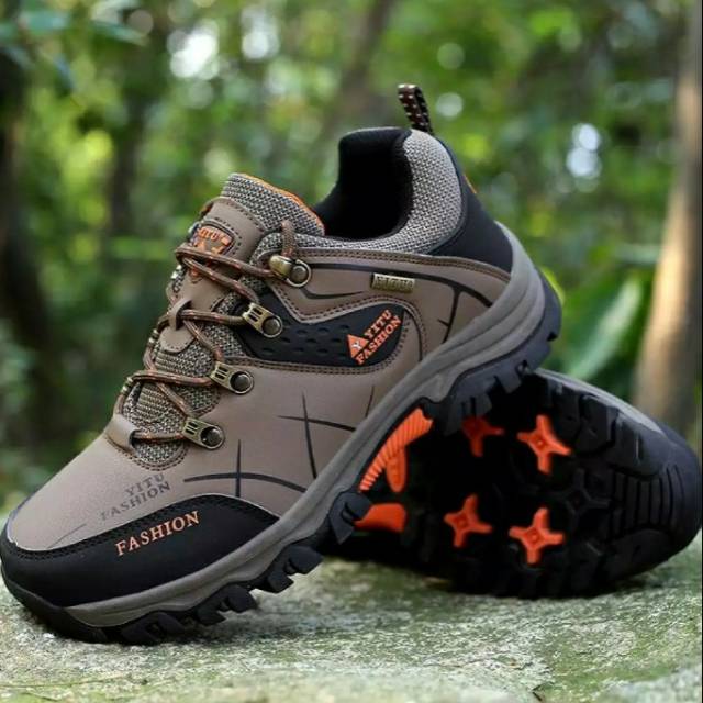 Sepatu hiking yitu fashion sepatu gunung