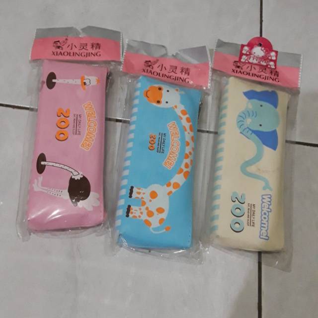

BD331-21 Kotak Pensil Xiaolingjing Karakter Anak-Anak Lucu