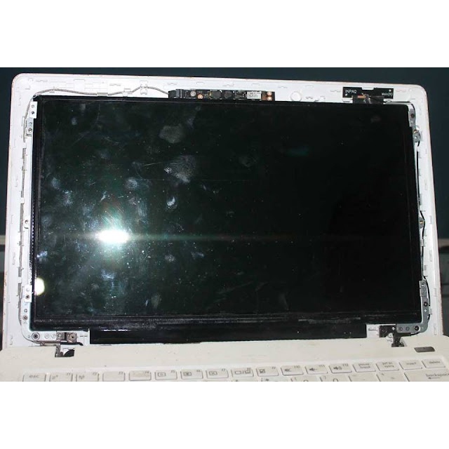 Lcd Led + Monitor Frame Asus X200 X200C X200Ca X200M X200Ma 11.6 Slim 30 Pin Second warna putih