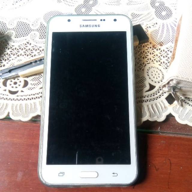 Hp Samsung galaxy j7 (matot)