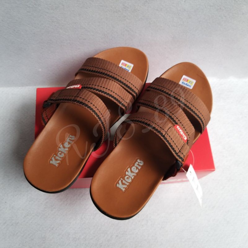 Sandal pria / Sandal slide pria murah / Sandal pria terbaru / Sandal pria kekinian