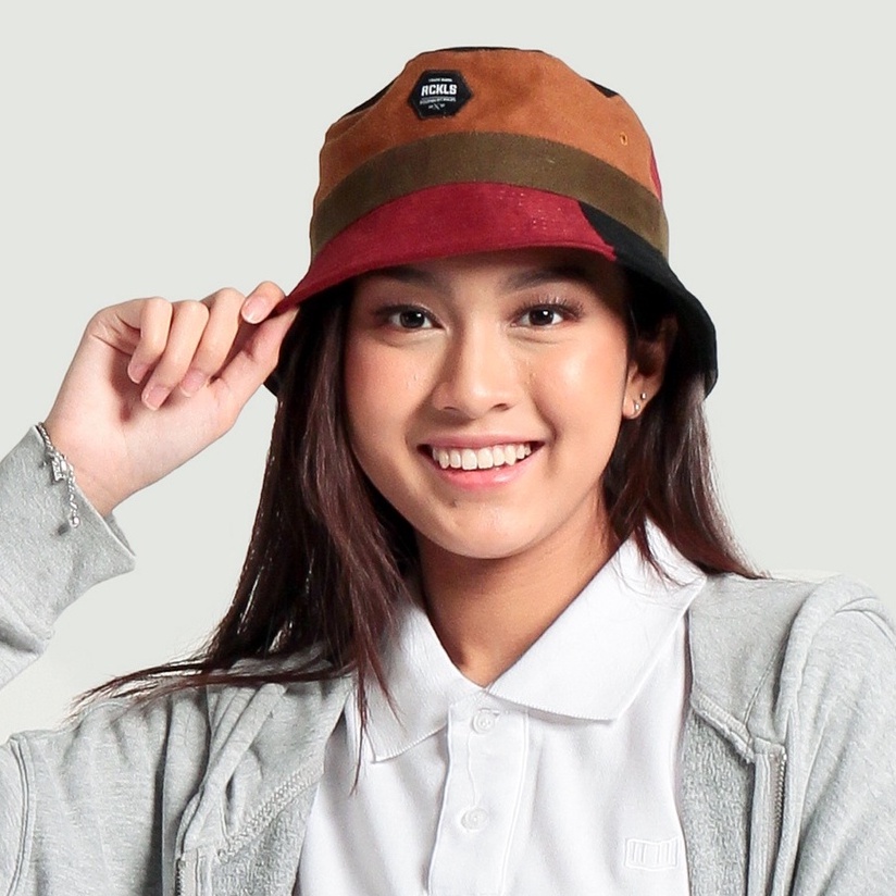 RCKLS. Bucket Hat Rainbow Hustle Topi