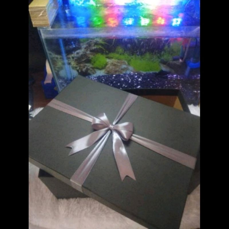 

kotak besar / kotak kado / box suvenir / gift box / kotak penyimpanan 35x25x15