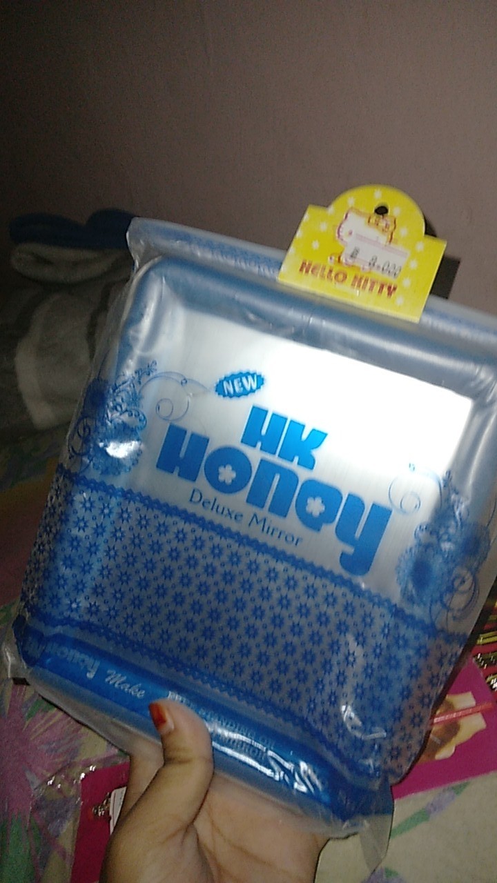 Cermin Kotak Simple Penyangga