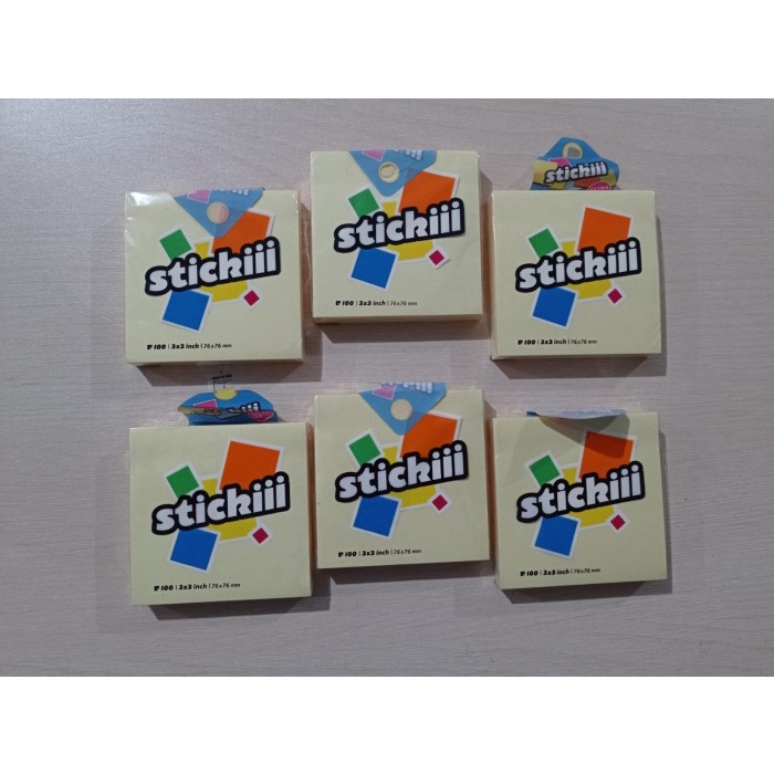 

Sticky Notes 76 x 76mm Sticky ( 1 Warna ) 100 Sheets