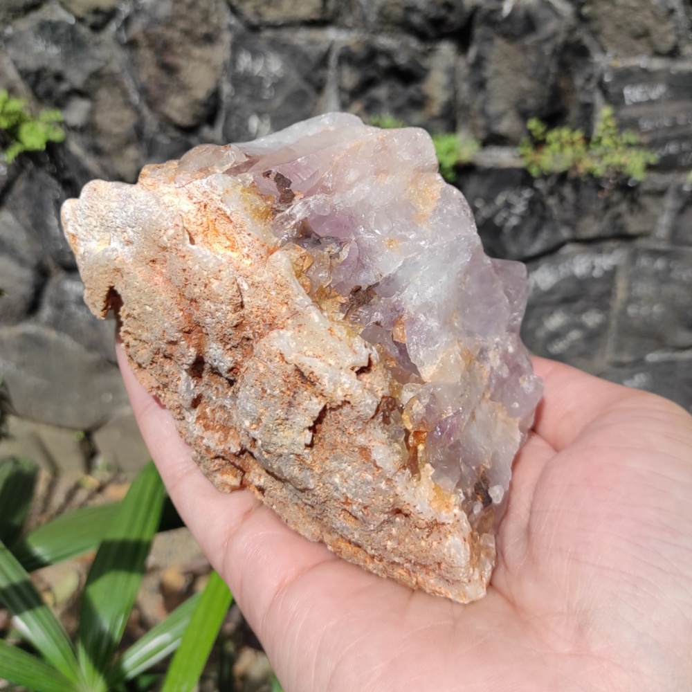 242gr Bongkahan Geode Kristal Amethys - Kecubung Ungu