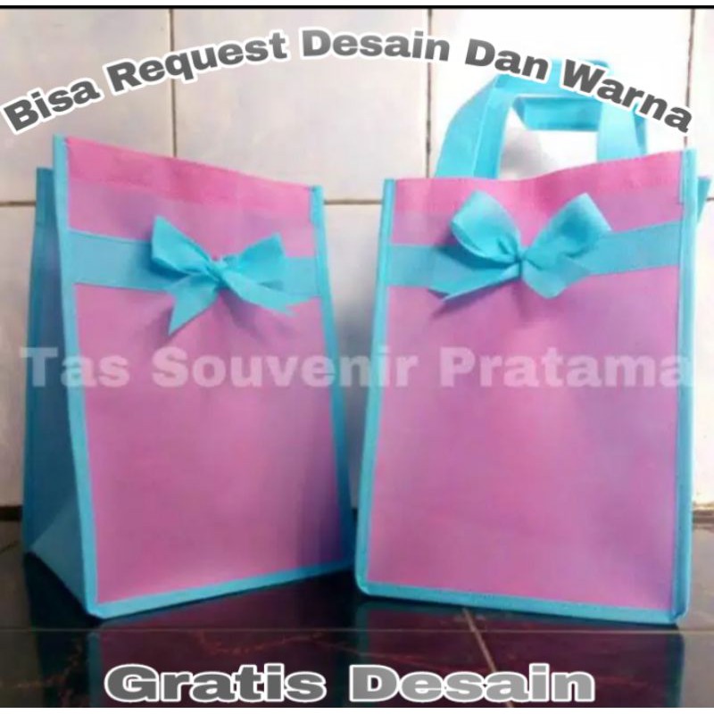 

Tas nasi kotak tasyakuran ukuran 15x15x25