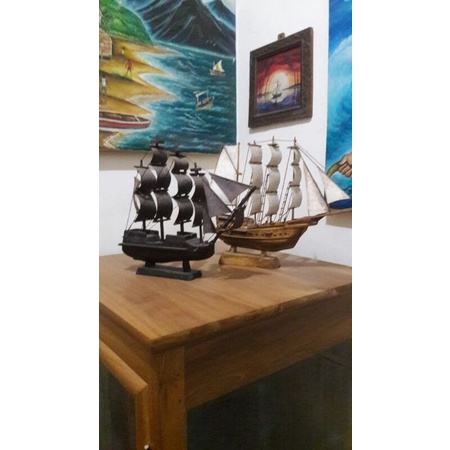 miniatur kapal dewaruci pinisi bahan kayu