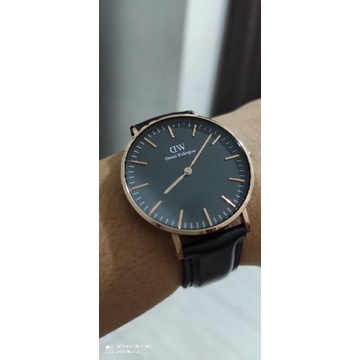 Jam tangan DW wanita