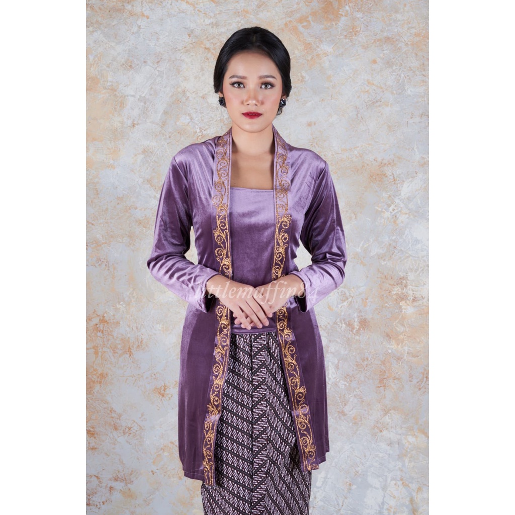 kebaya wanita KEBAYA BLUDRU CORNELI KUTUBARU (TUNIK) MOTIF 3 JUMBO ( MELAR LD 100~140 ) PB = 91 PANJ