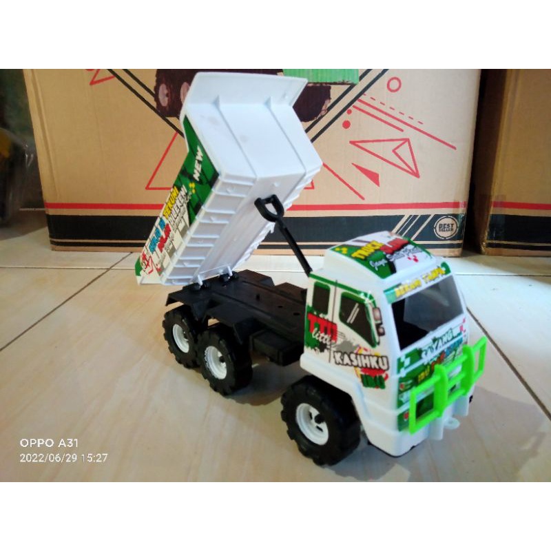 Mainan truk ttd 999 versi stiker truk oleng