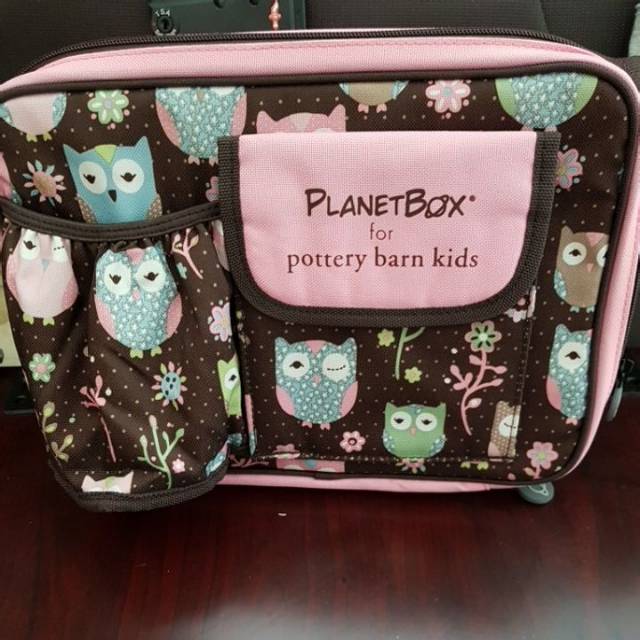 Kotak Makan Pottery Barn