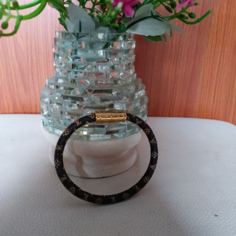 Gelang LV Magnet || OSD